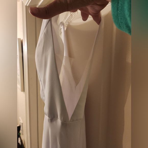 White chiffon bridal dress - Picture 3 of 6